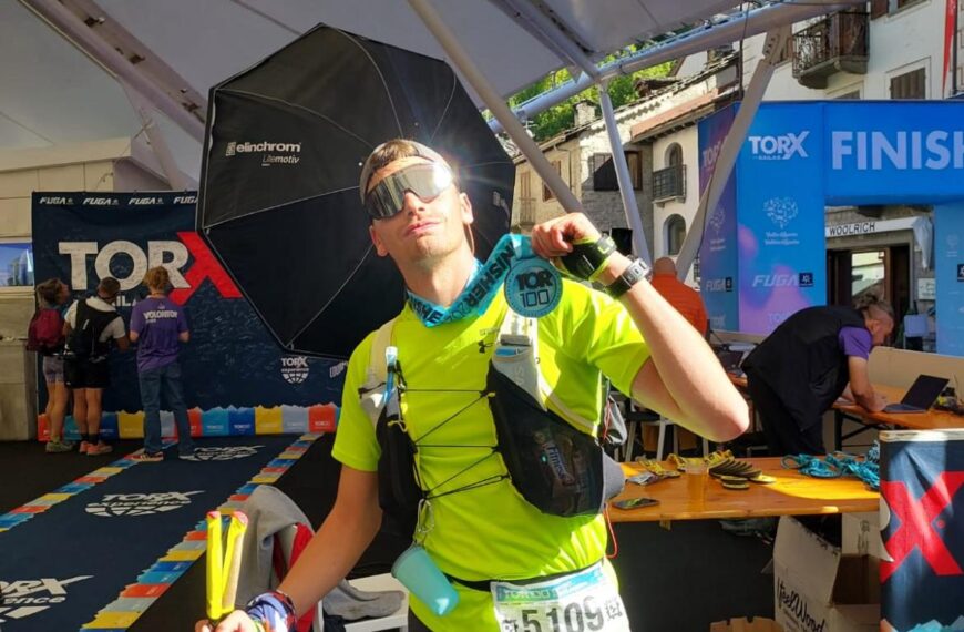 Il magentino Carlo Miramonti conclude il Tor 100, gara di trail running tra Cervinia e Courmayeur